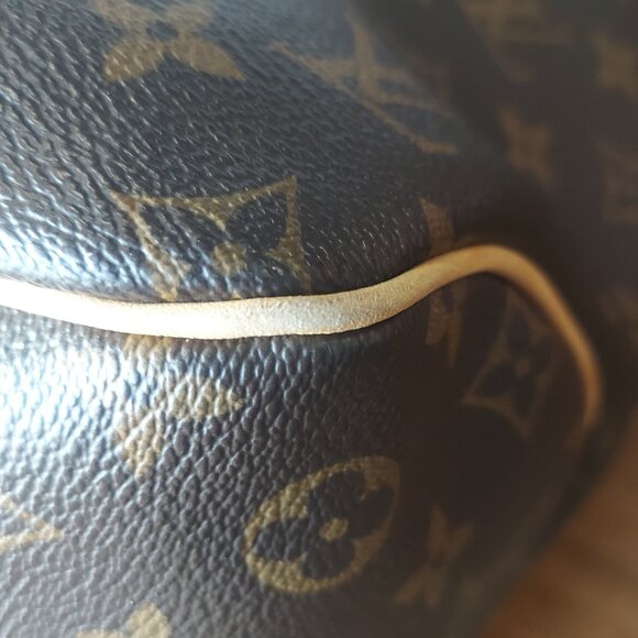 Louis Vuitton Brown Monogram Shoulder Bag - Picture 15 of 16